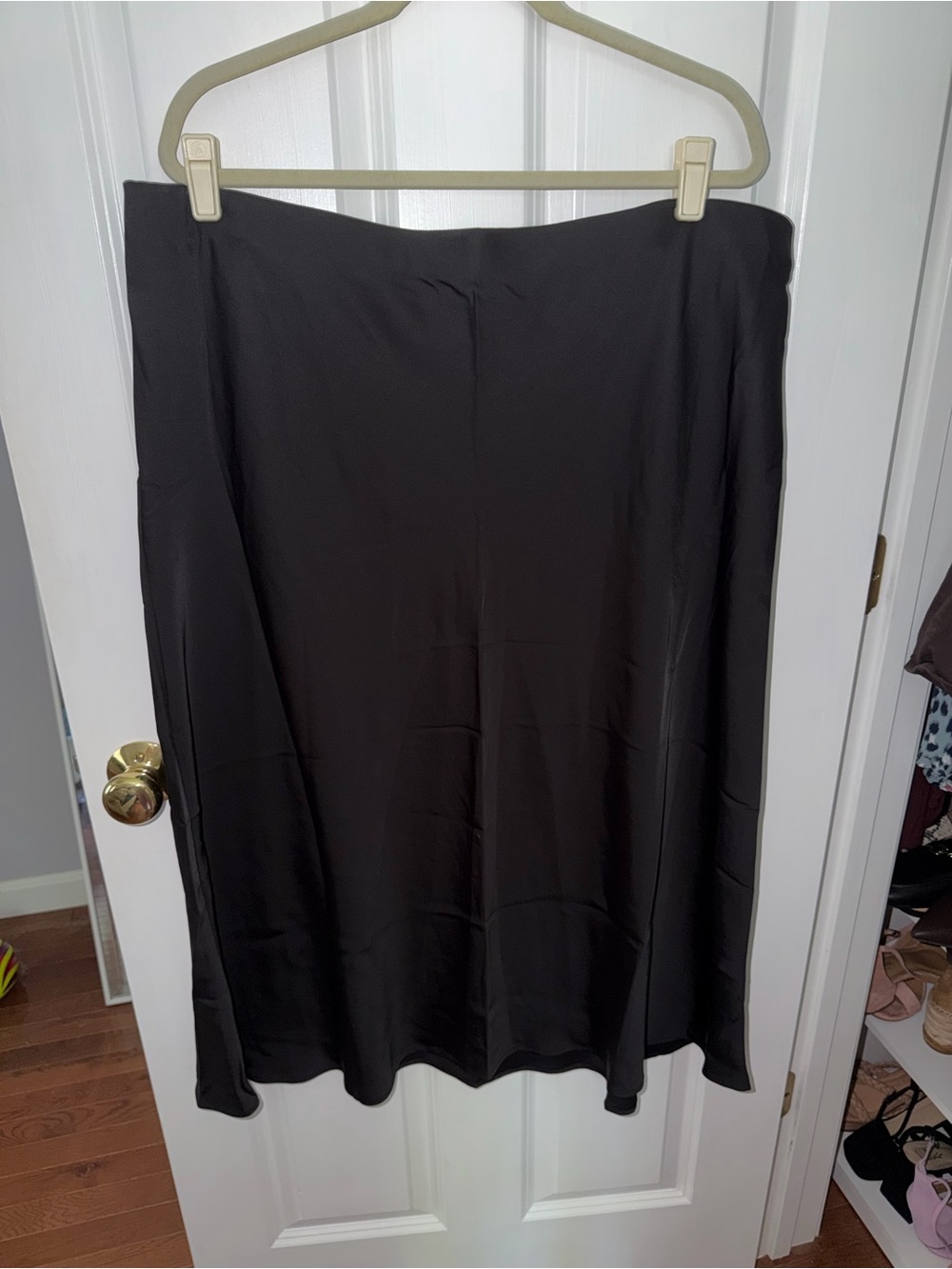 Old Navy Black Midi Skirt